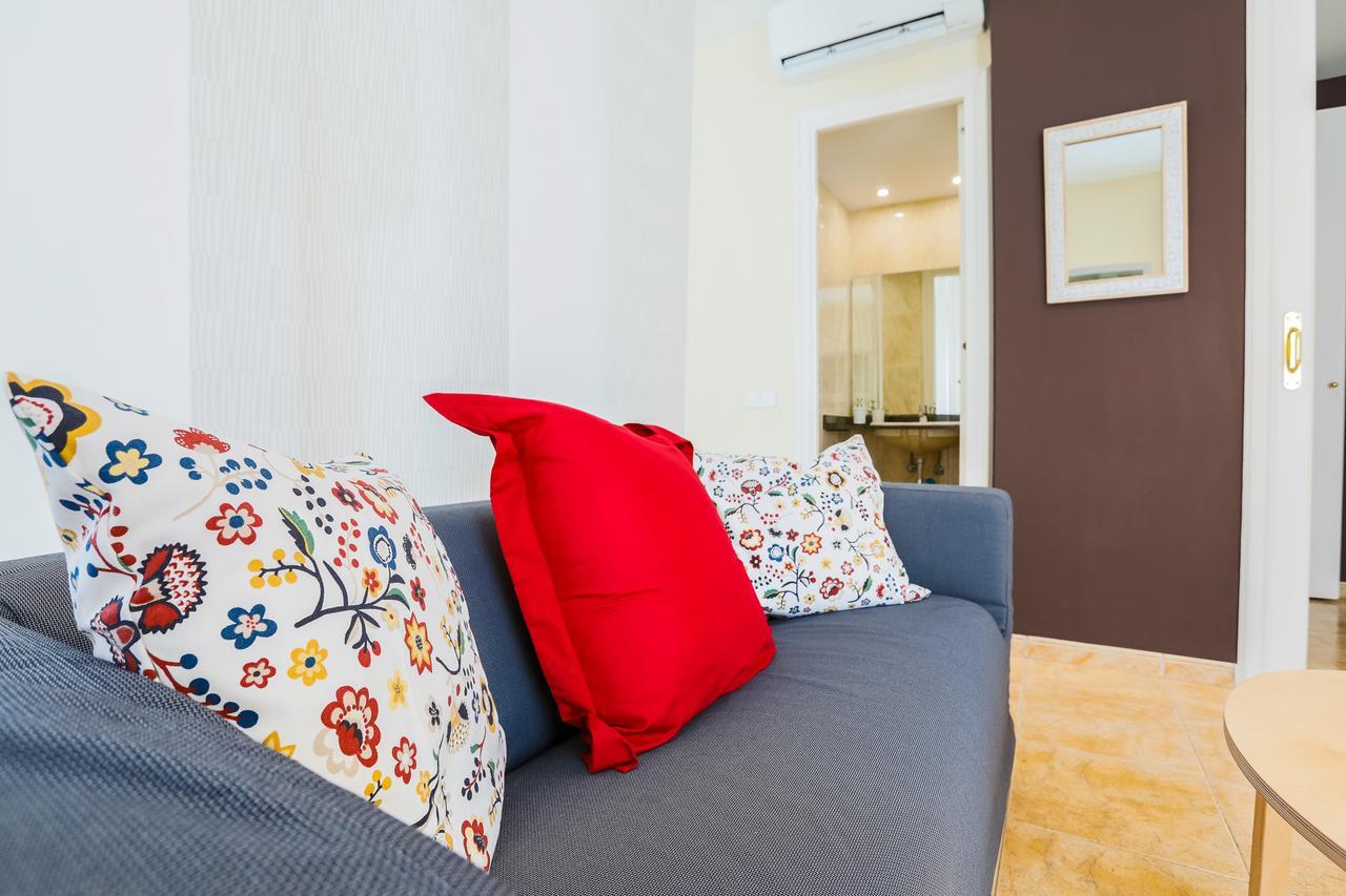 Be Barcelona Eixample Urquinaona II Apartment Bagian luar foto