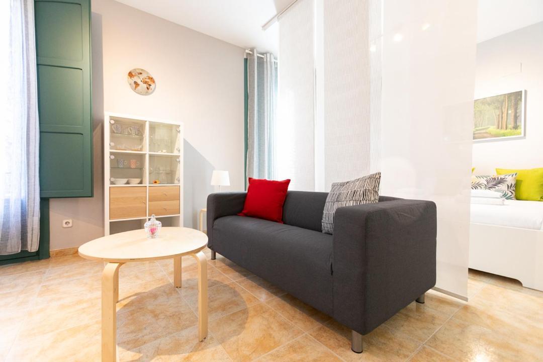 Be Barcelona Eixample Urquinaona II Apartment Bagian luar foto